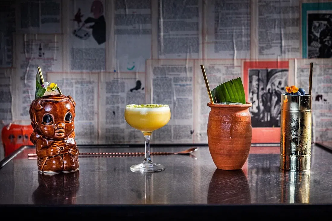 Service Bar, Washington