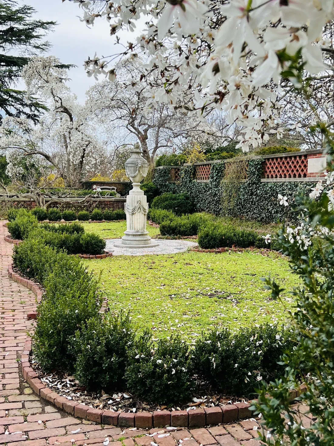 Dumbarton Oaks Gardens, Washington