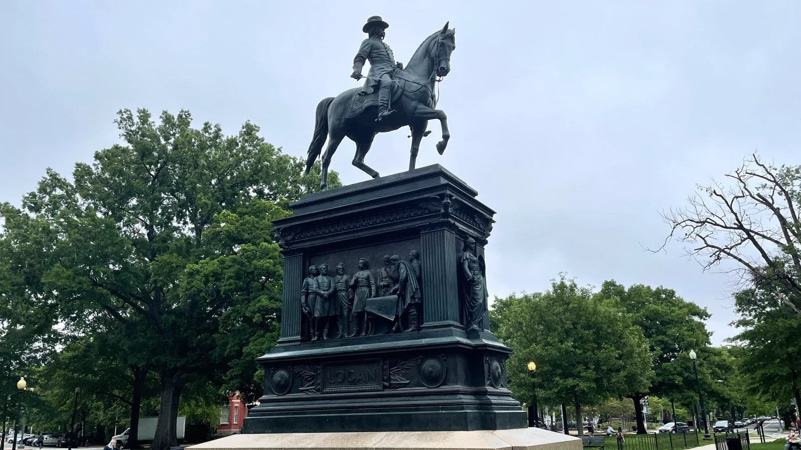 Logan Circle & the General John A. Logan Memorial, Washington