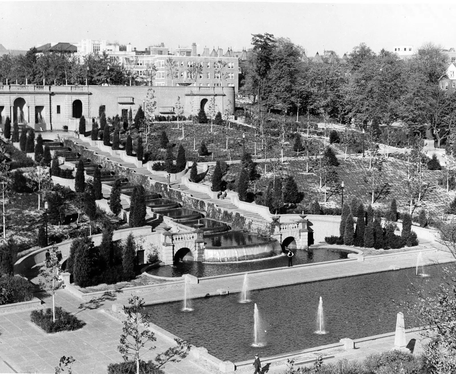 Columbia Heights, Washington, from the cascade to 11th Street